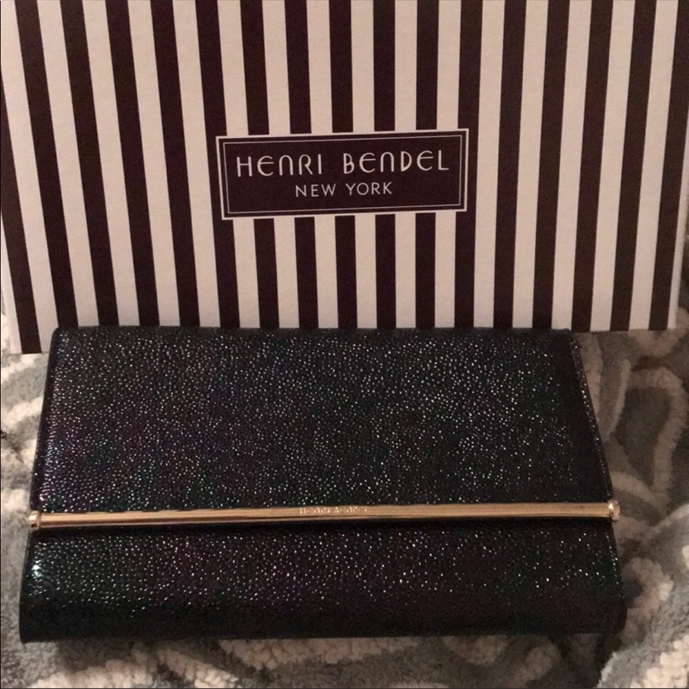 Henri bendel clutch